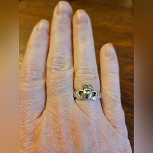 Sterling silver claddagh ring